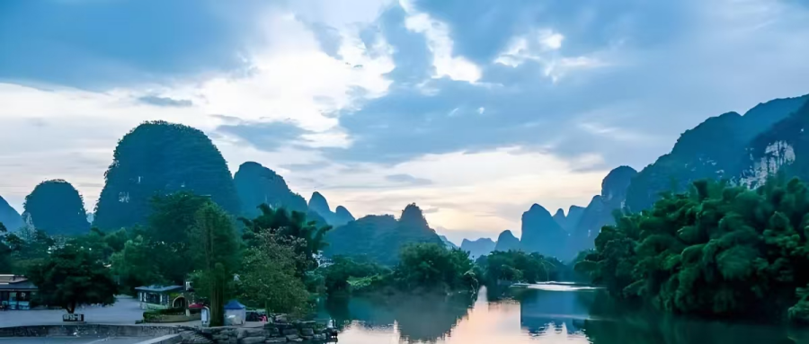  春之华章：岁月里的成长与感悟