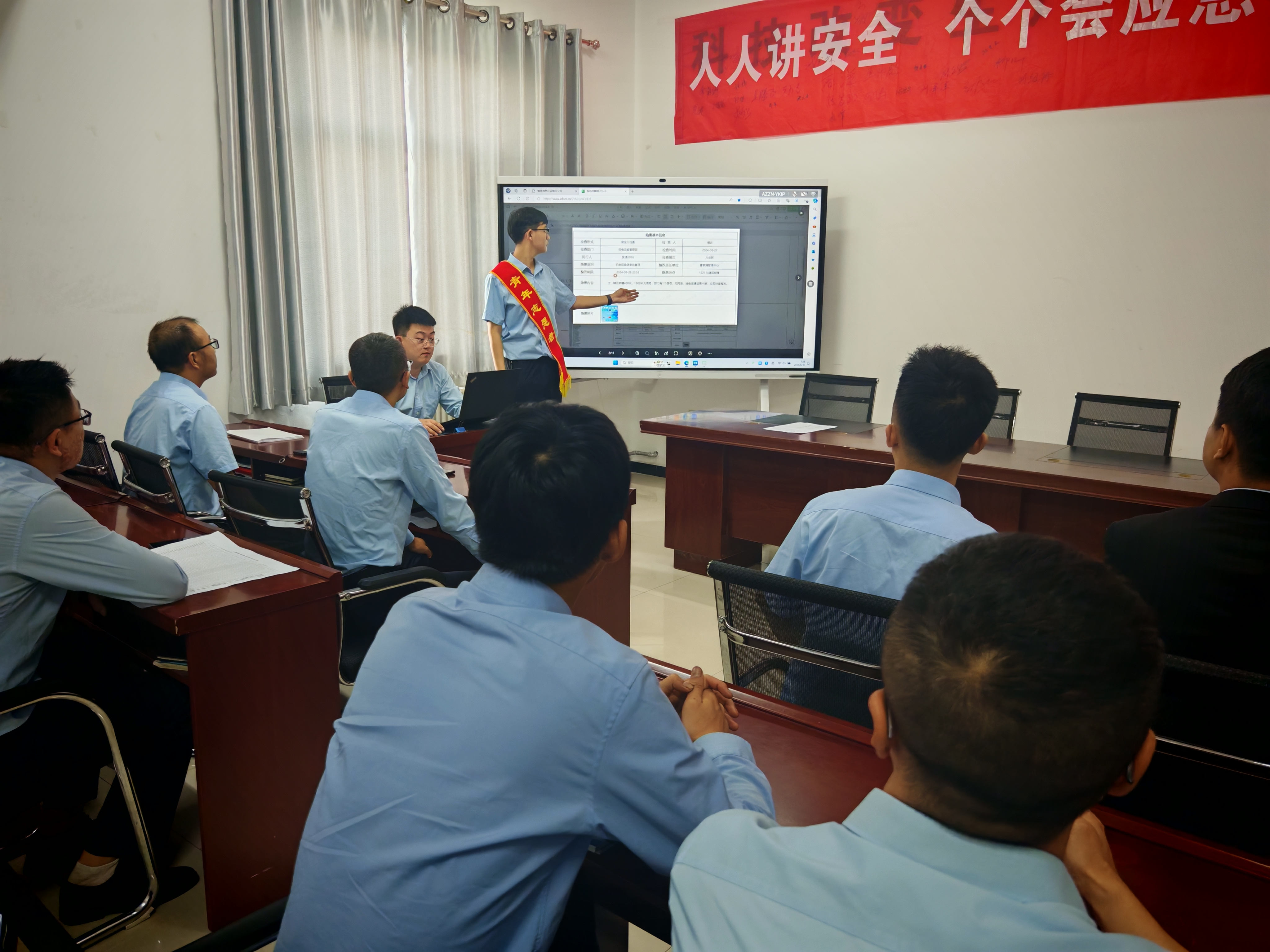 图1.jpg
